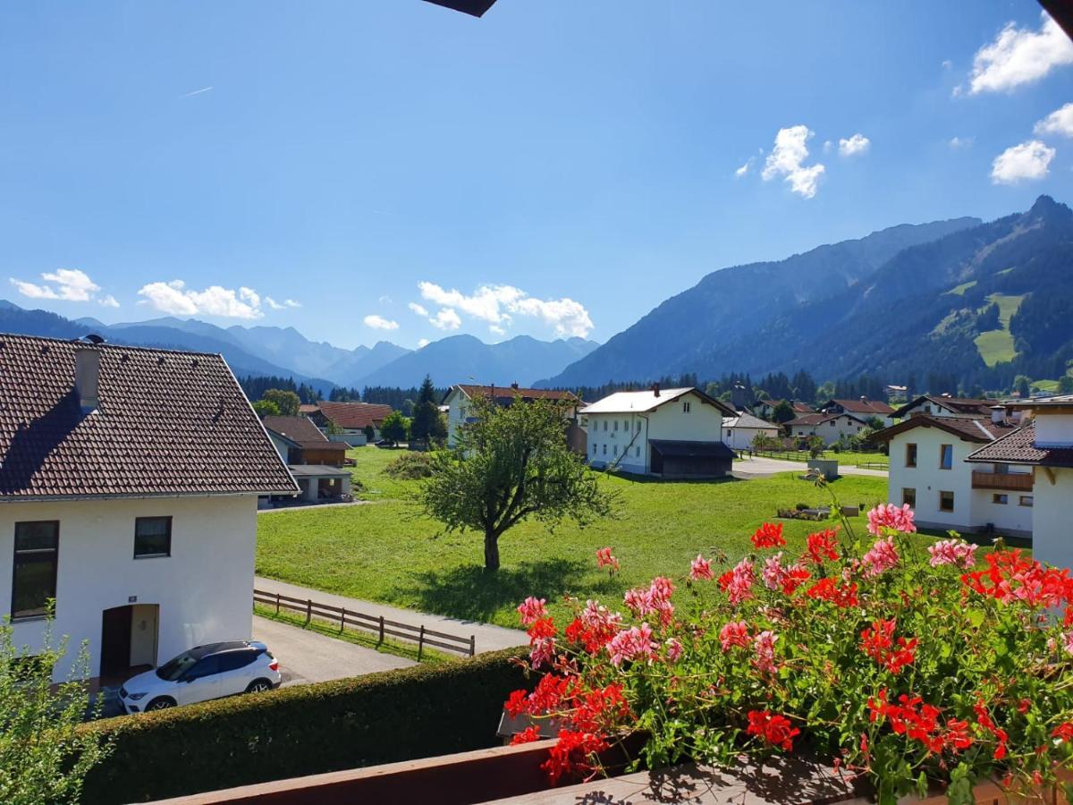 Aparthotel Alpenhof Waengle Reutte Exterior foto